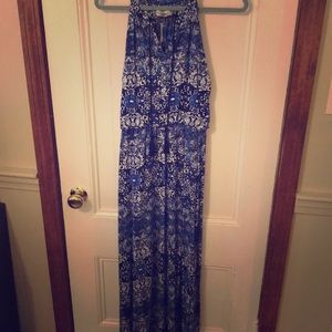 Beautiful blue print Maxi Dress size L NWT